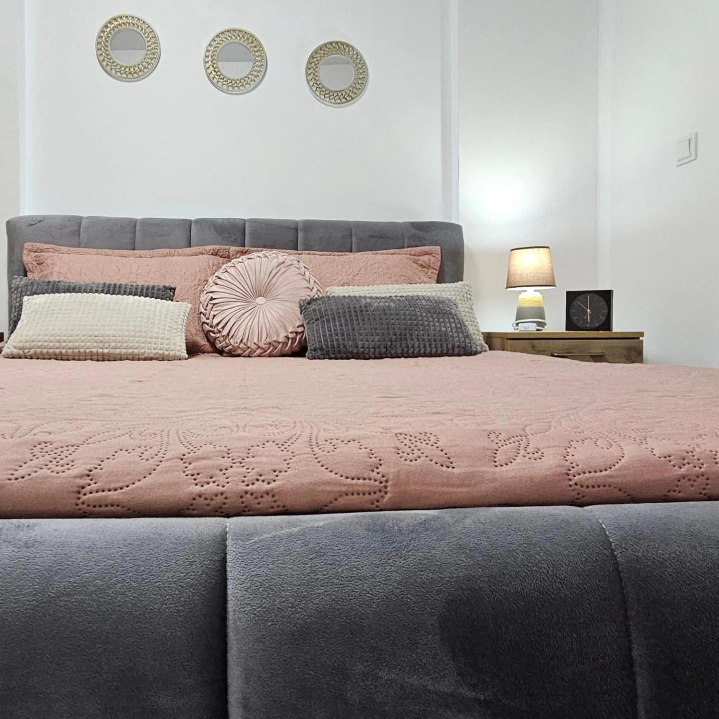 Cozy Apartment - 2 Bedrooms In The Best City Area. Ferizaj Eksteriør bilde
