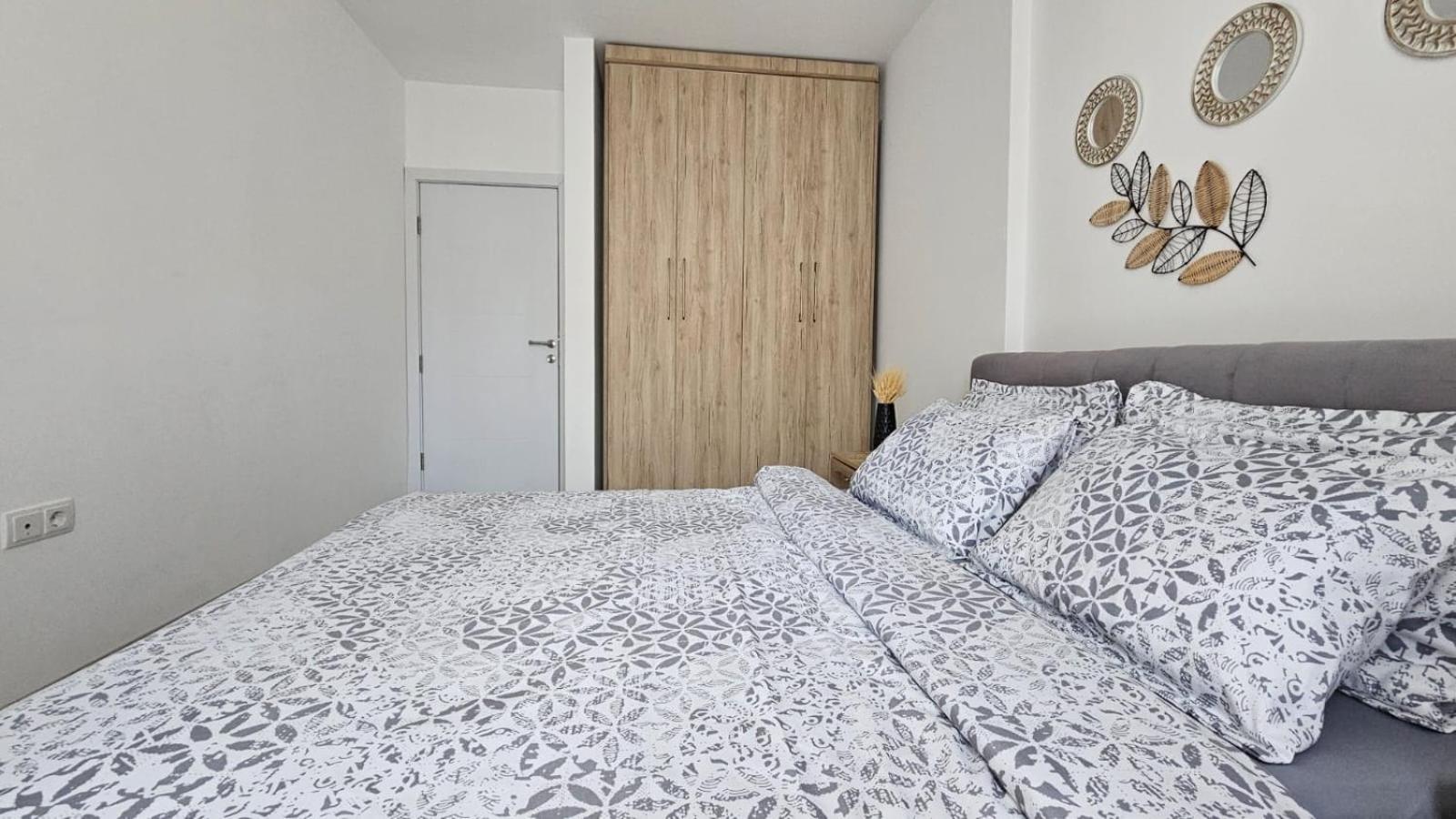Cozy Apartment - 2 Bedrooms In The Best City Area. Ferizaj Eksteriør bilde